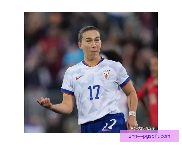 海耶斯荣膺年度最佳女足教练 助切尔西再创辉煌